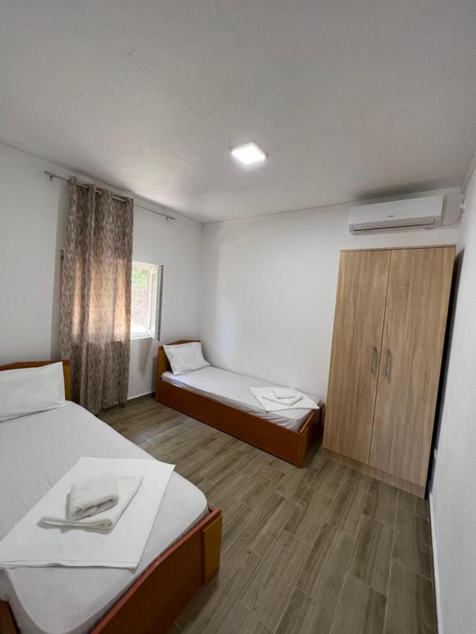 Hidden Villa Apartments Kotor Luaran gambar