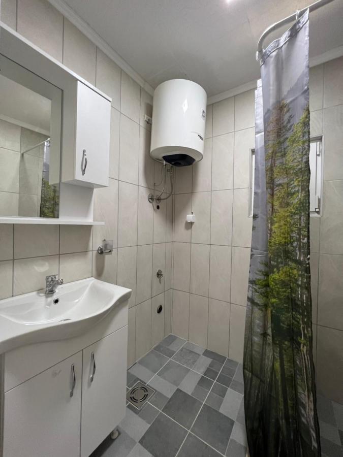 Hidden Villa Apartments Kotor Luaran gambar