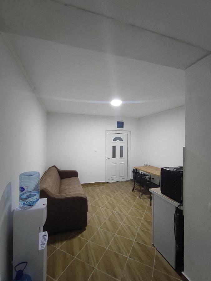 Hidden Villa Apartments Kotor Luaran gambar