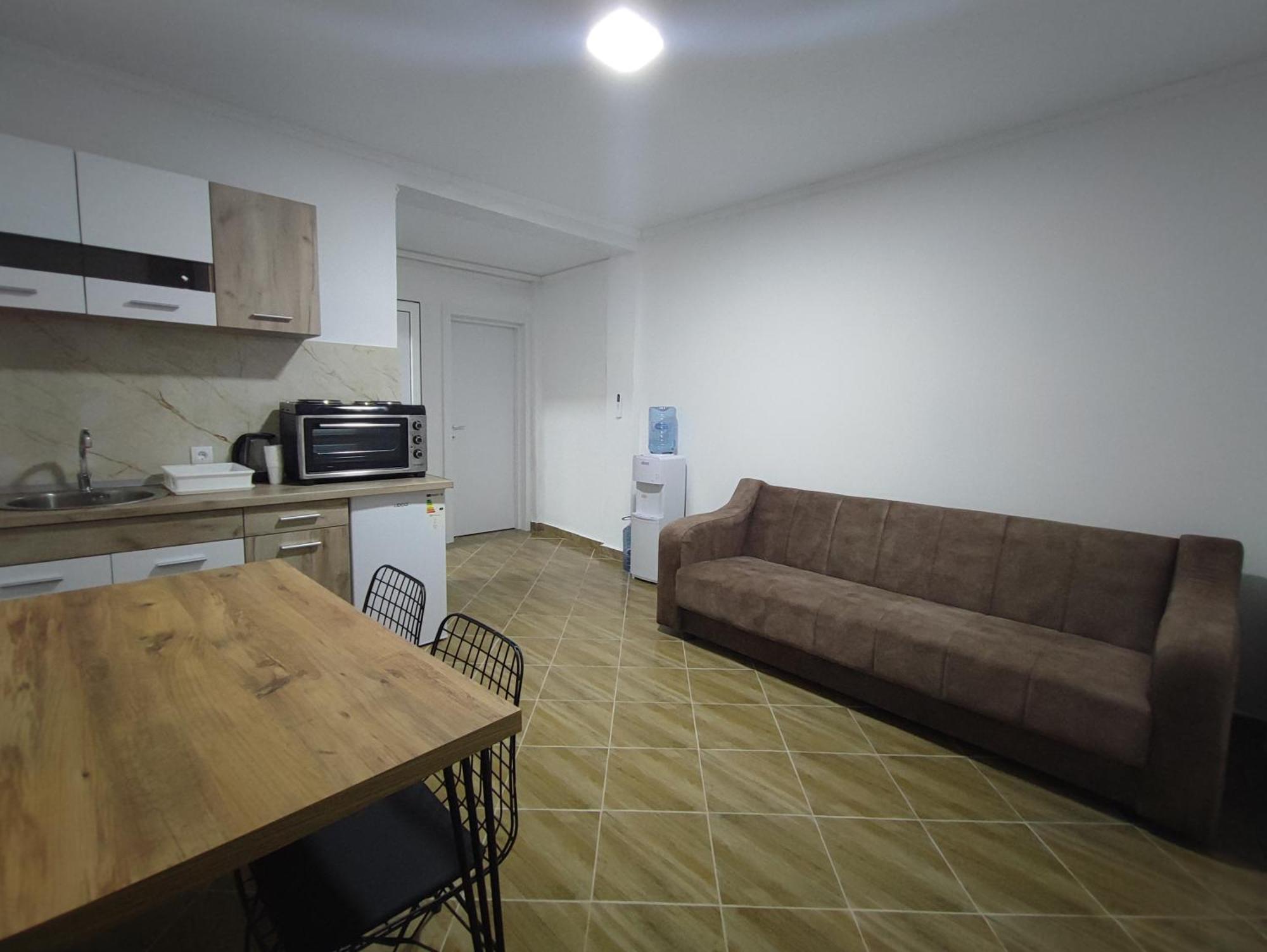 Hidden Villa Apartments Kotor Luaran gambar