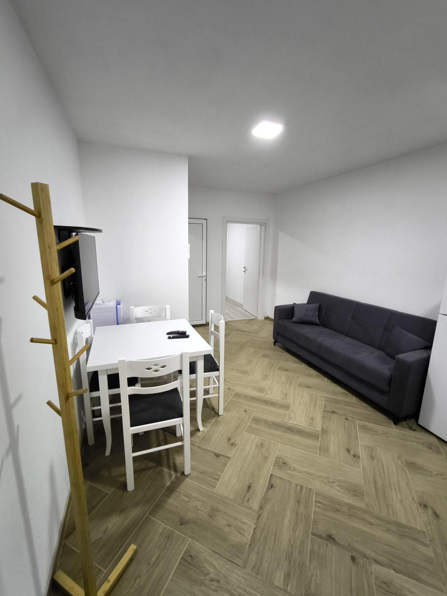 Hidden Villa Apartments Kotor Luaran gambar