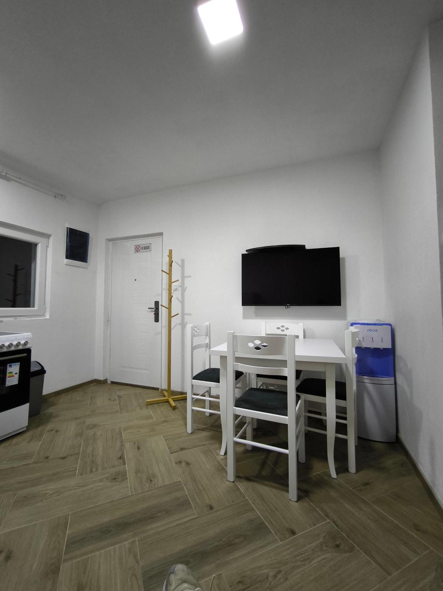 Hidden Villa Apartments Kotor Luaran gambar